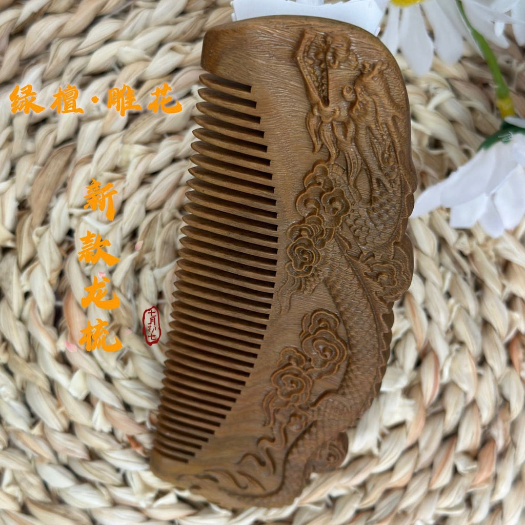 Elegant Vintage Sandalwood Combs