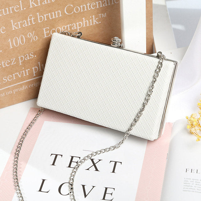 Elegant Evening Clutch with Chain