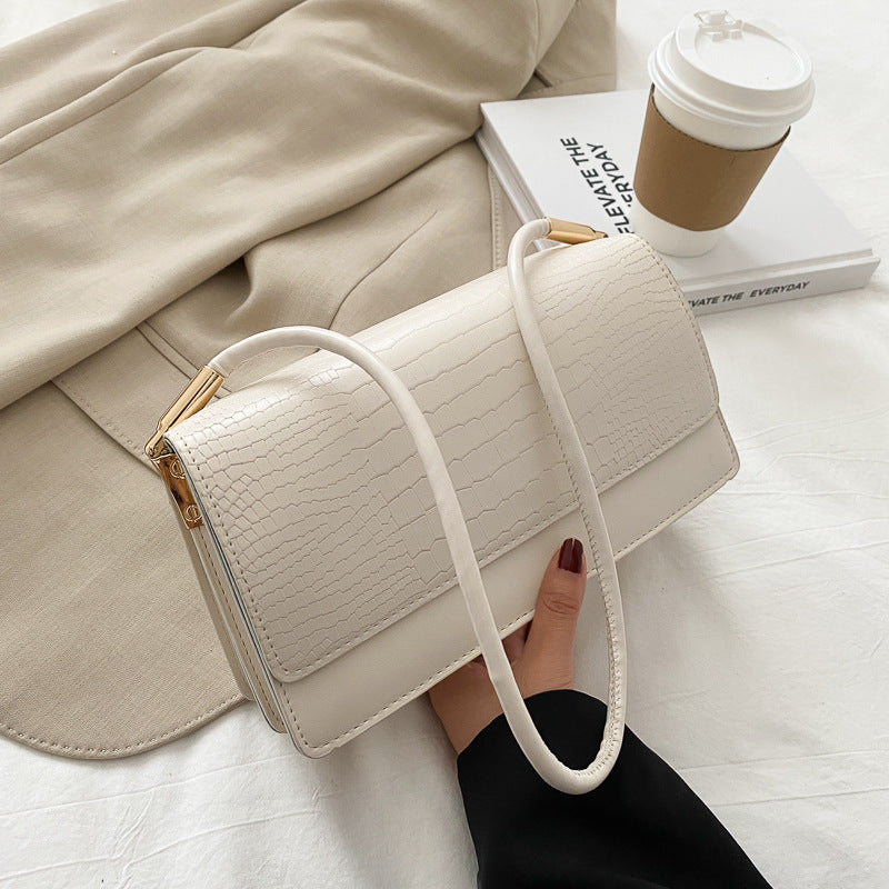 Elegant Crocodile-Patterned Retro Bag