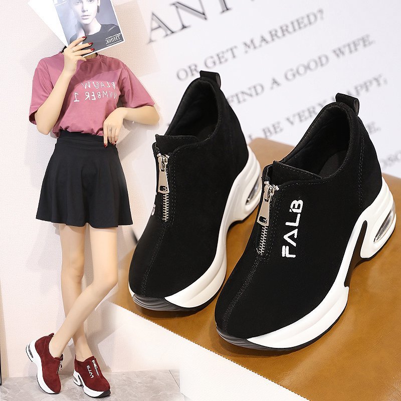 Elevate Air-Cushioned Women's Sneakers