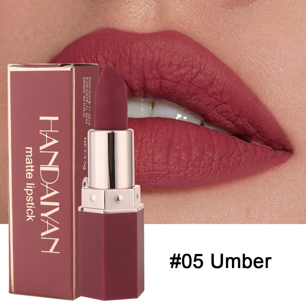 6-Color Matte Lipstick with Delicate Texture for Daily Use
