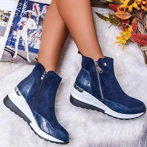 Low Barrel Round Head Wedge-Heeled Martin Boots