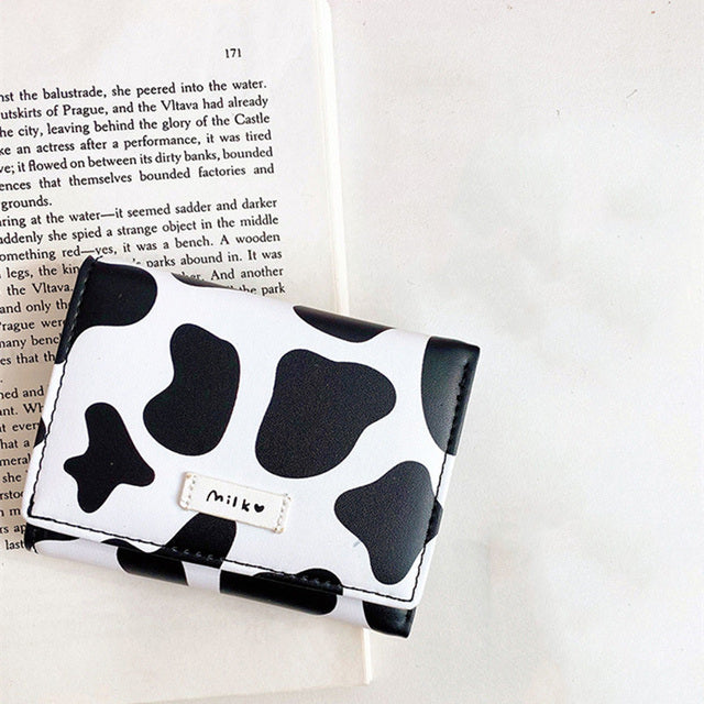 Elegant Cowhide Print Card Wallet