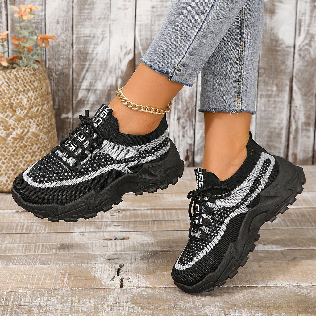 2023 Fashion Retro Lightweight Breathable Sneakers