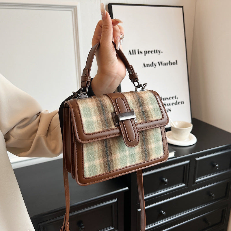 Elegant Vintage Wool Plaid Tote