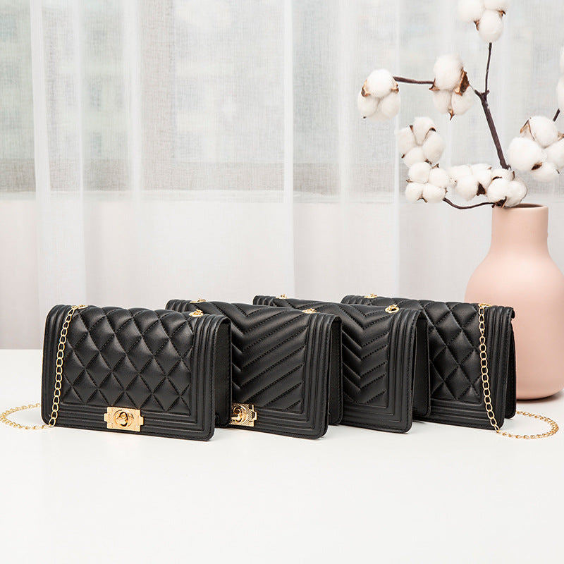 2022 Elegant Embroidered Korean Pillow Bag