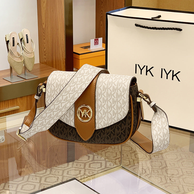2023 New Women's Leather Saddle Bag from Hong Kong