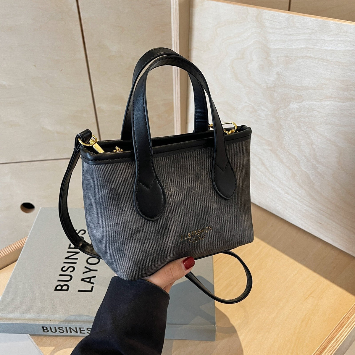 Korean Vintage Minimalist Women's Tote Bag 2024