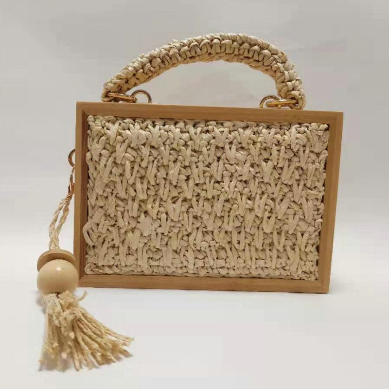 Elegant Straw Crossbody Bag