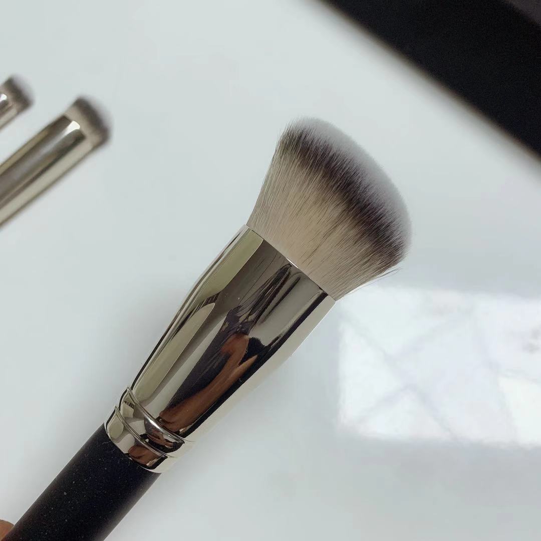 Flawless Finish Makeup Brush Trio
