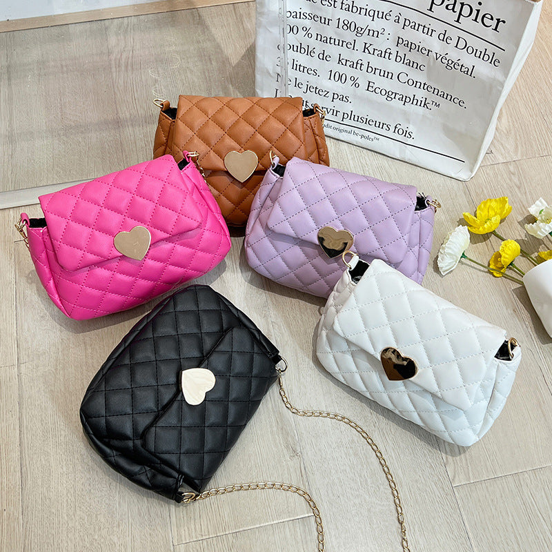 Chic Heart Embroidered Carryall