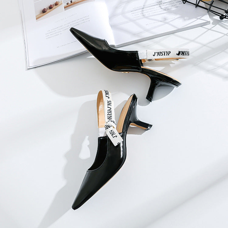 Fashionable Cat Heel Women's Sandals with Bow Detail