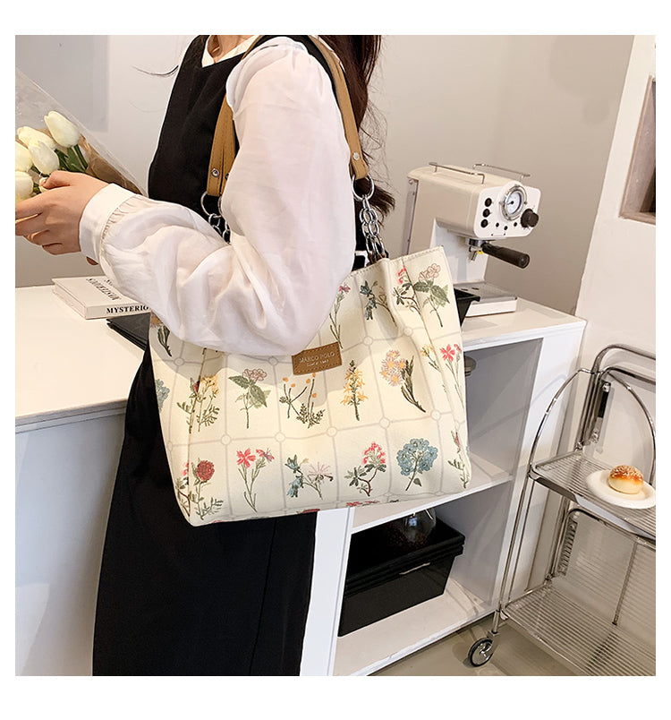 Elegant Crossbody Handbags