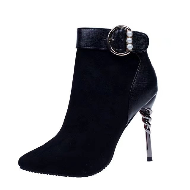 Elegant Pointed Suede Ankle Boots