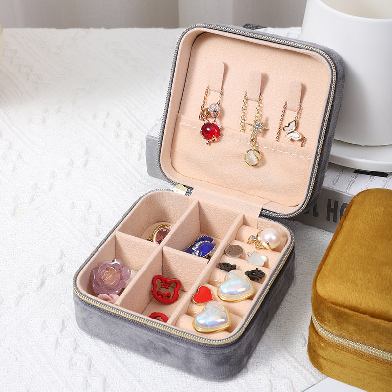 Elegant Portable Jewelry Case