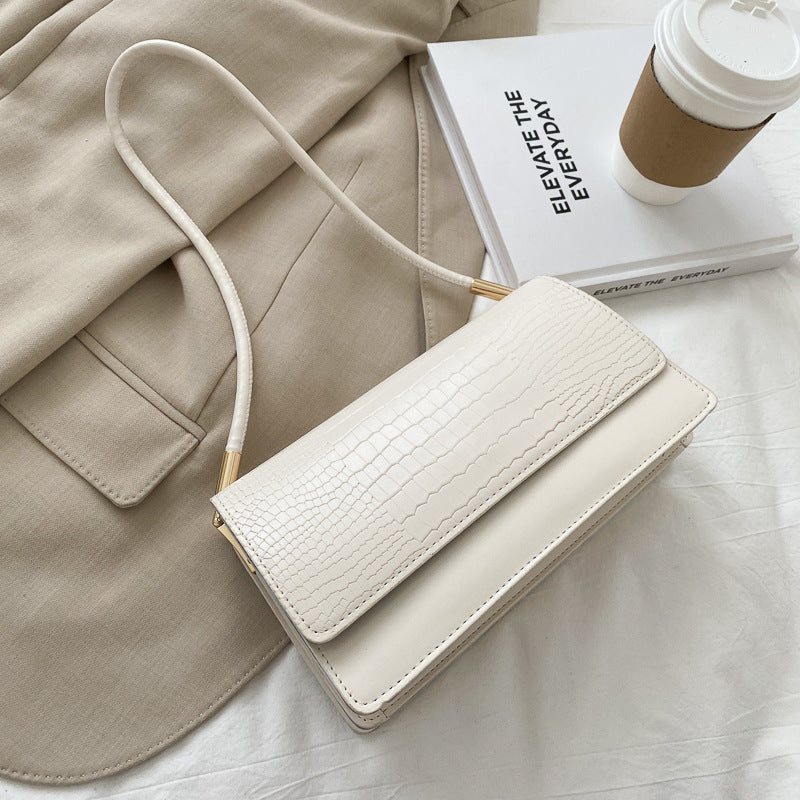 Elegant Crocodile-Patterned Retro Bag