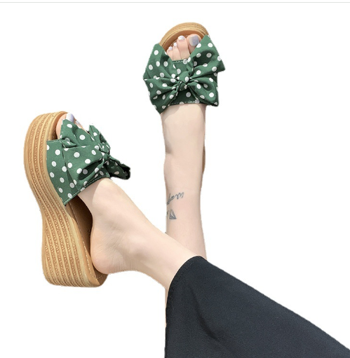 Fashionable Wedge Toe High Heel Slippers