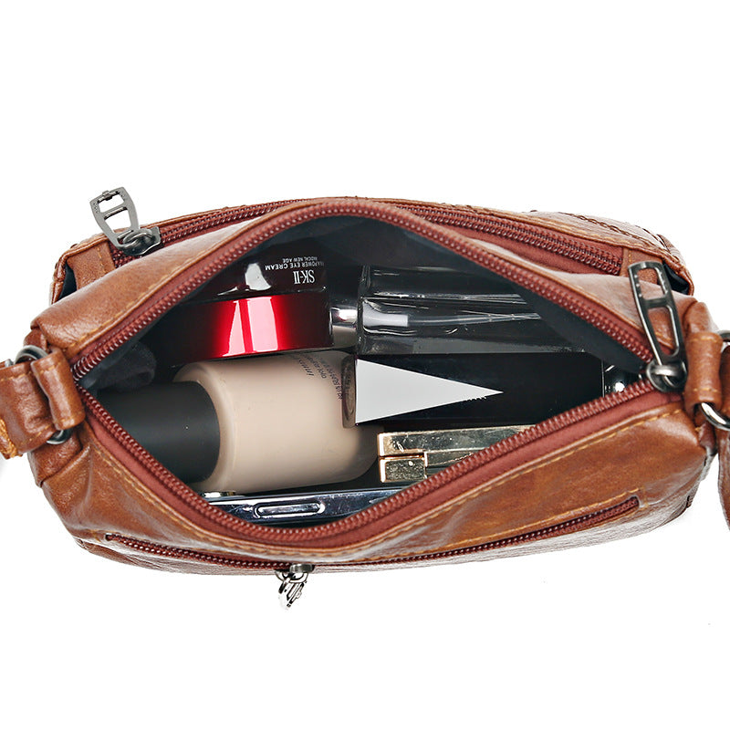 Elegant Medium-Sized Women's Leather Bag