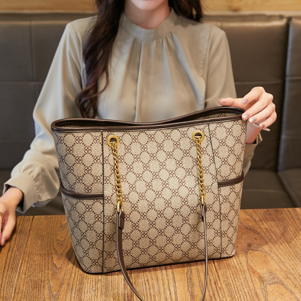 Karola Disi Vintage Floral Tote and Chain Shoulder Bag