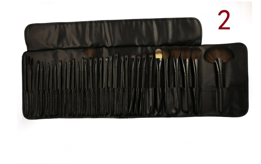 Elegant 32-Piece Synthetic Makeup Brush Ensemble