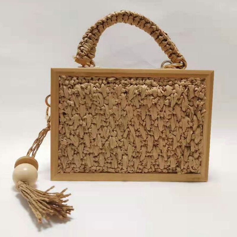Elegant Straw Crossbody Bag