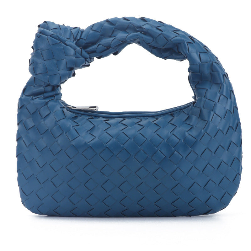 Chic Large Woven Traveler Tote - 2023 Edition