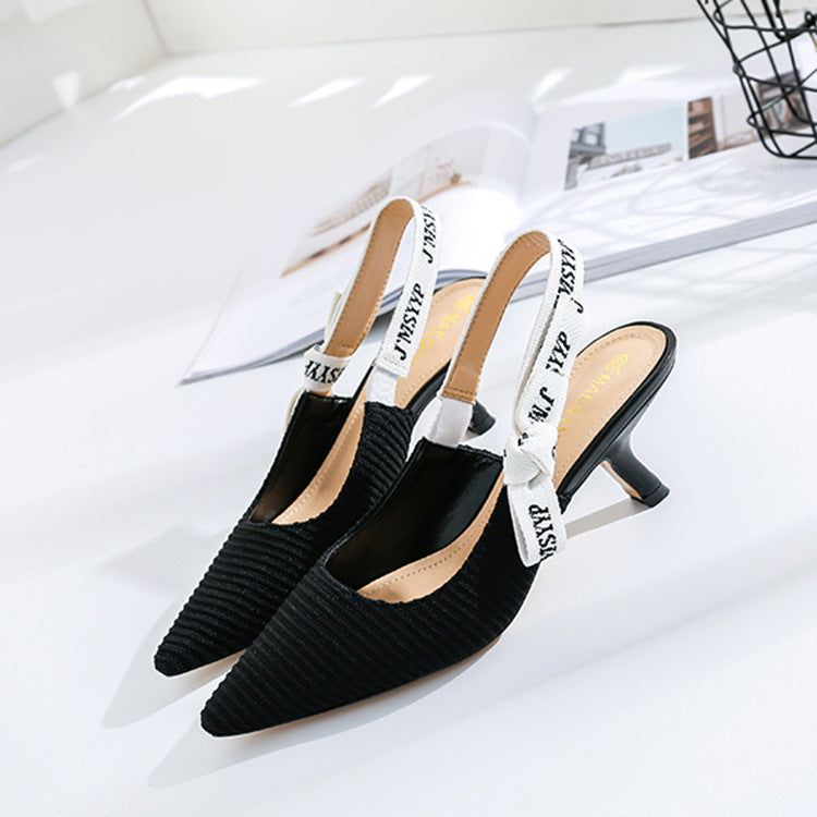 Fashionable Cat Heel Women's Sandals with Bow Detail
