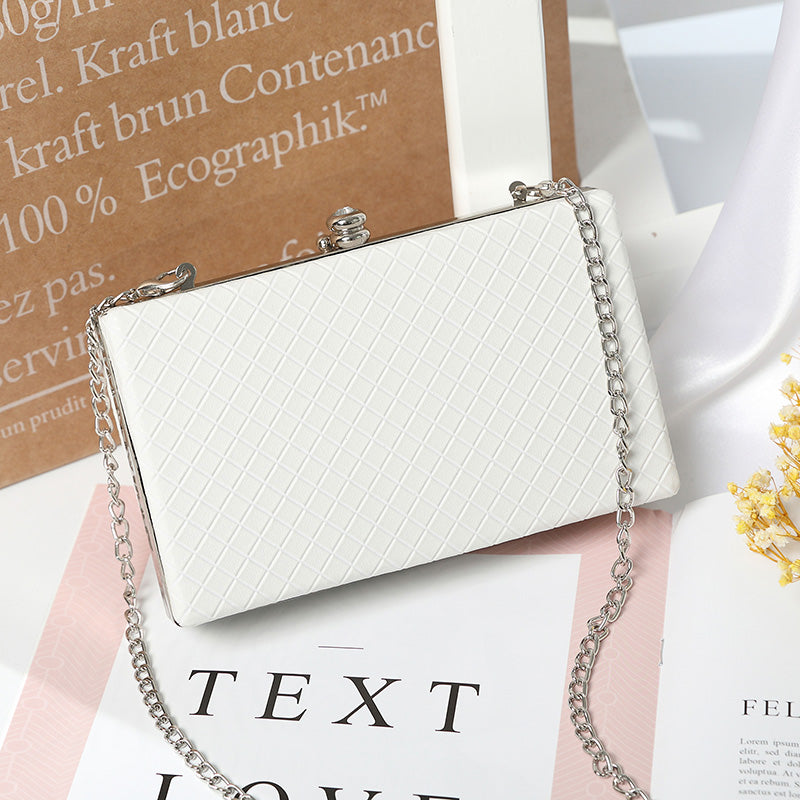 Elegant Evening Clutch with Chain
