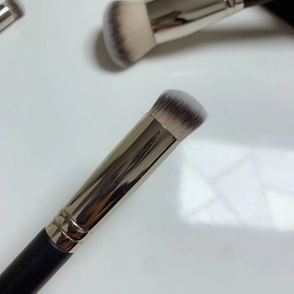 Flawless Finish Makeup Brush Trio