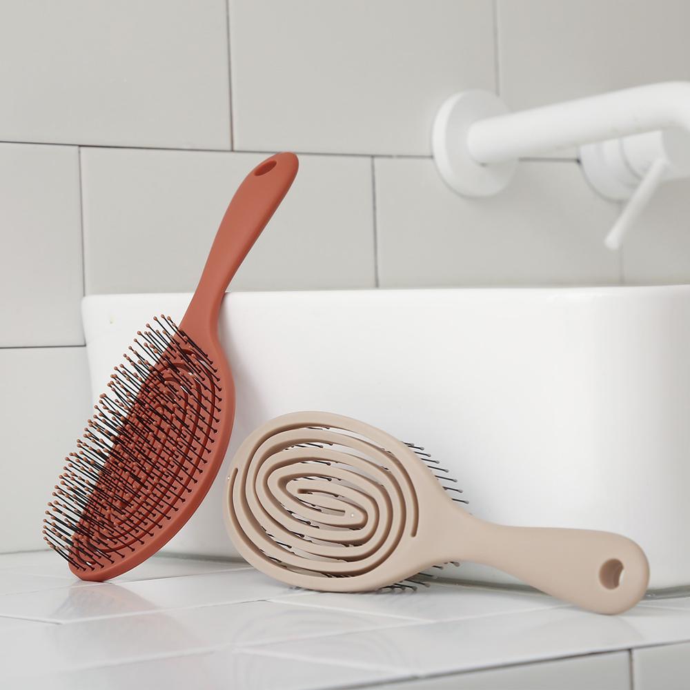 Dual-Purpose Anti-Static Hollow Comb for All Genders