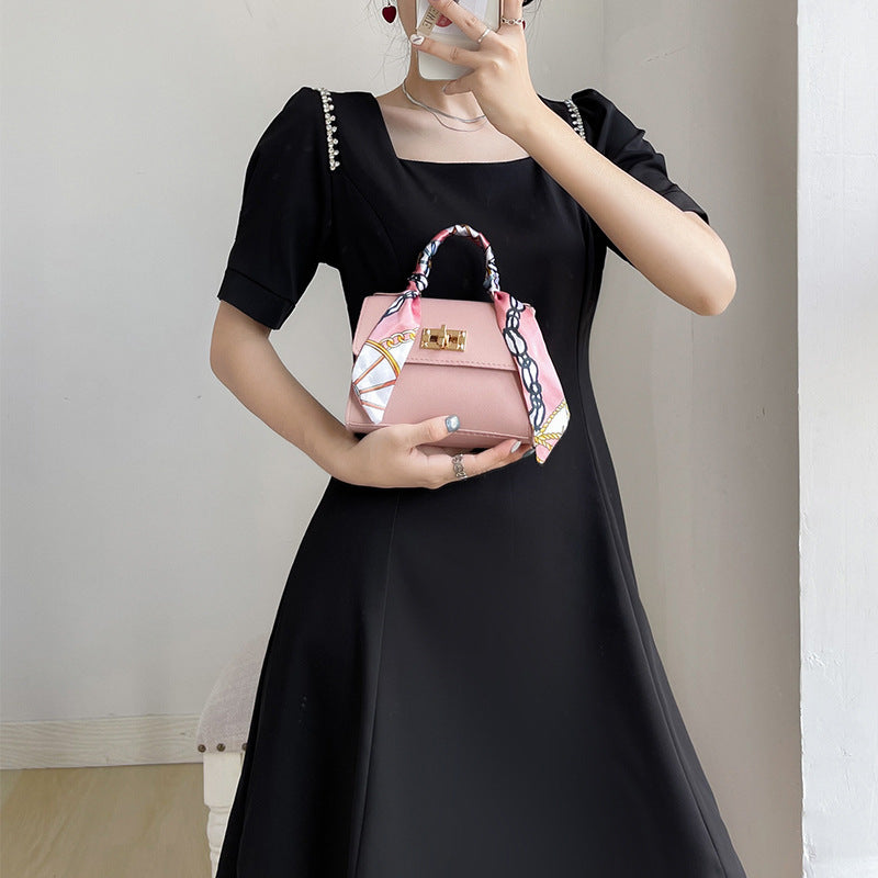Trendy Women's Mini Chain Shoulder Bag with Scarf