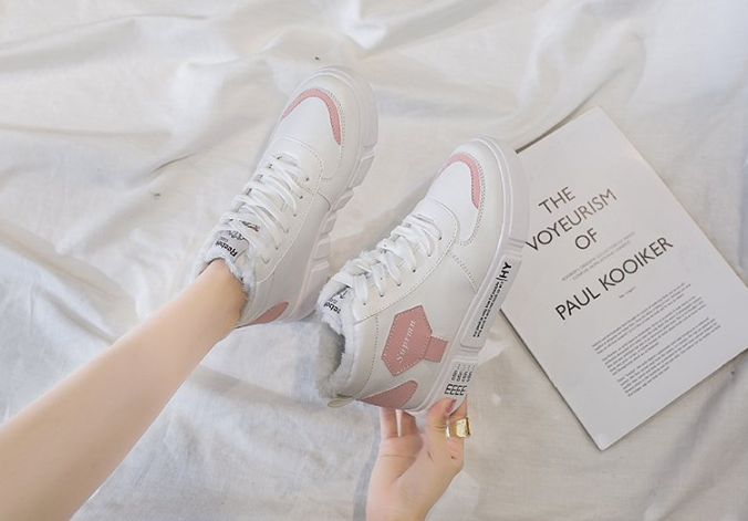 Elegant High-Top Athletic Sneakers