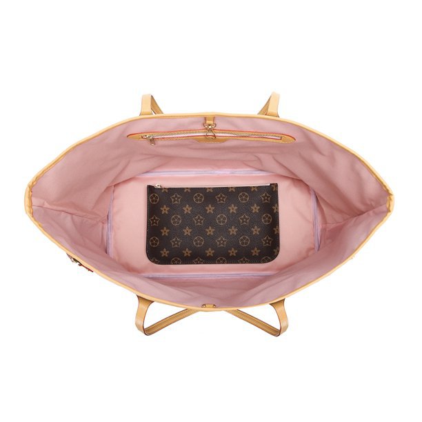 Chic Retro-Styled Capacity Tote