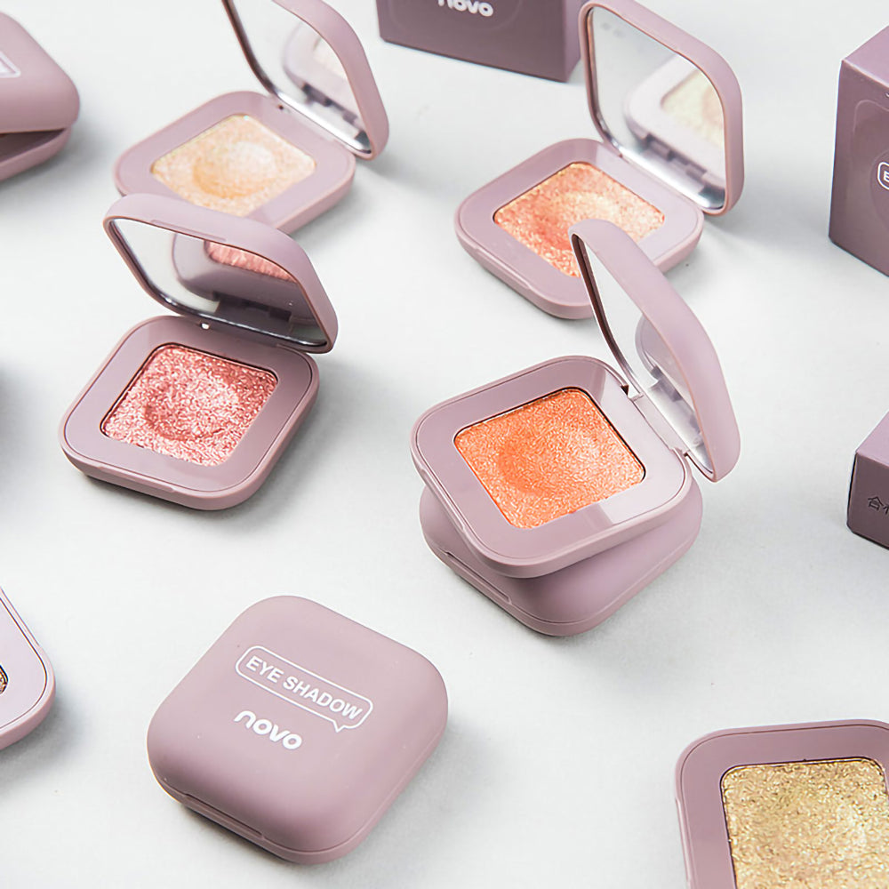 NOVO Monochrome Fingertip Eyeshadow