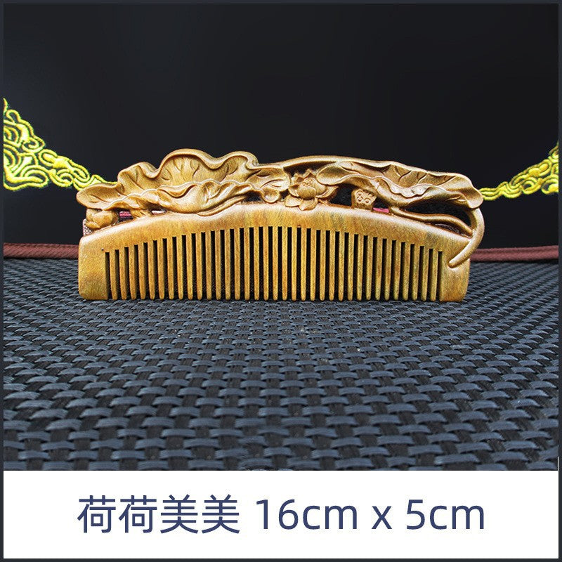 Elegant Vintage Sandalwood Combs