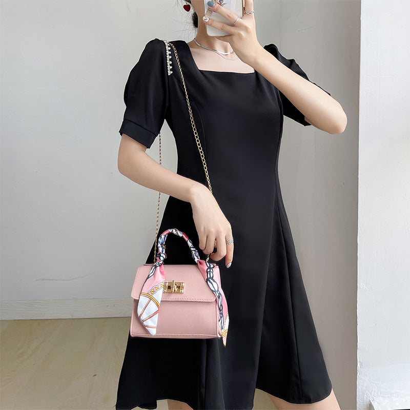Trendy Women's Mini Chain Shoulder Bag with Scarf
