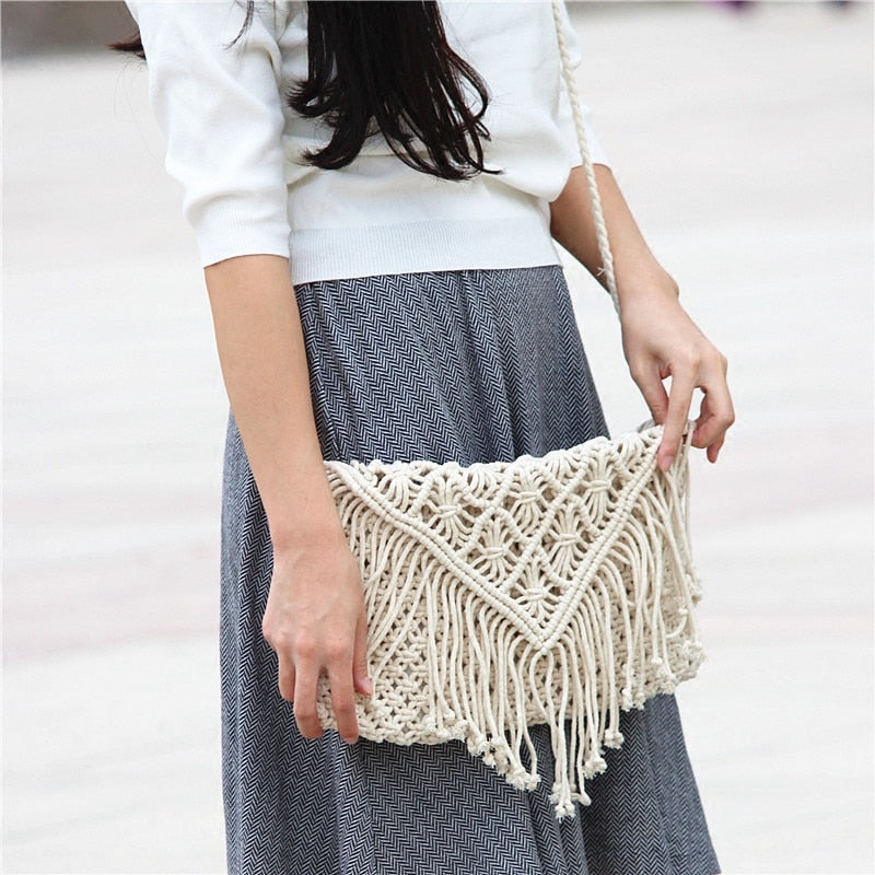 Tassel straw bag large clamshell cotton hand-woven casual female beach bag Knitted Messenger Bags