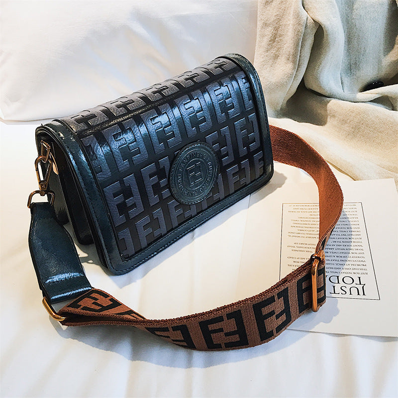 Trendy Retro Small Square Shoulder Bag for Women