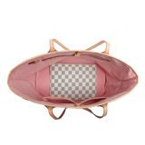 Chic Retro-Styled Capacity Tote