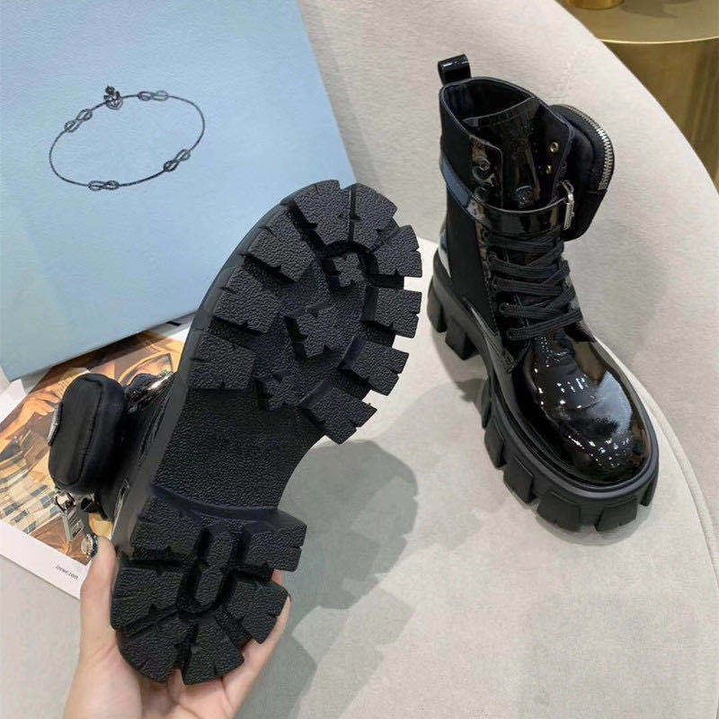 Chic Martin Mid-Calf Boots