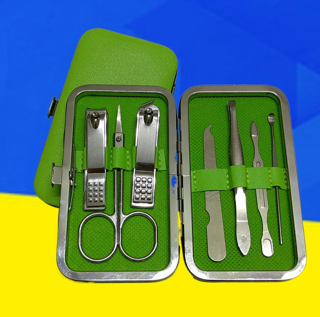 Elegant 7-Piece Manicure Set