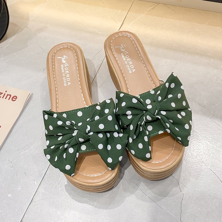 Fashionable Wedge Toe High Heel Slippers