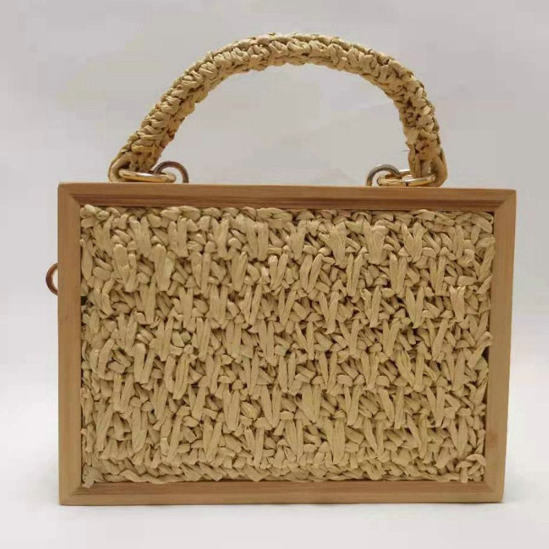 Elegant Straw Crossbody Bag