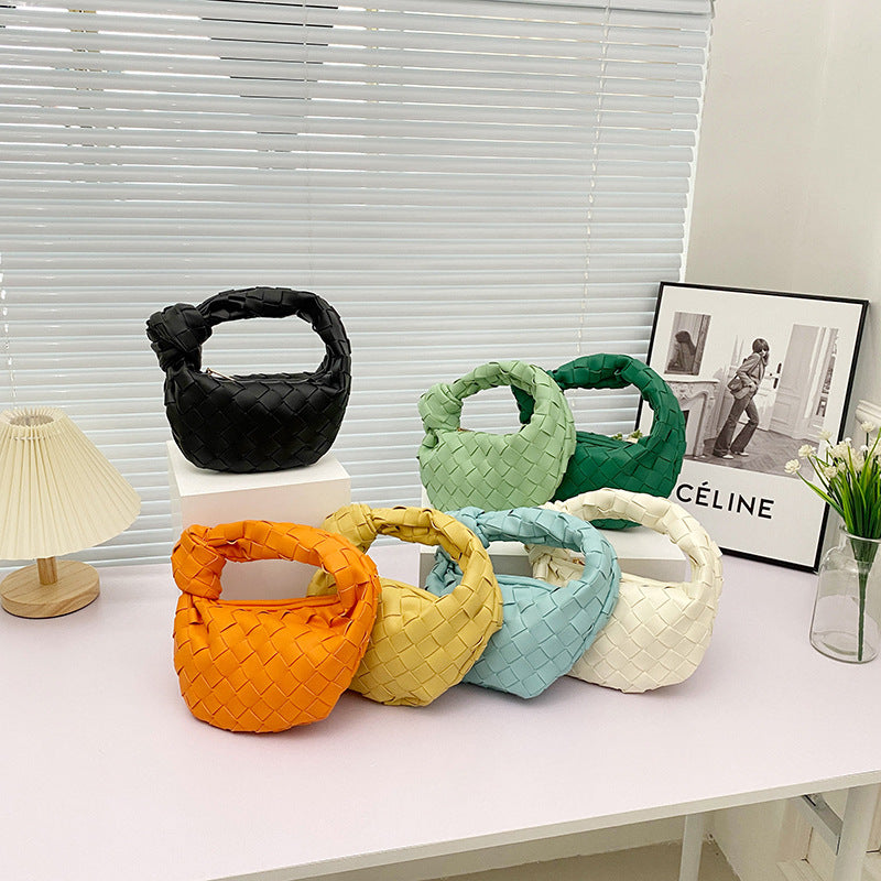 2024 Trendy Woven Handbag - Cloud and Horn Style