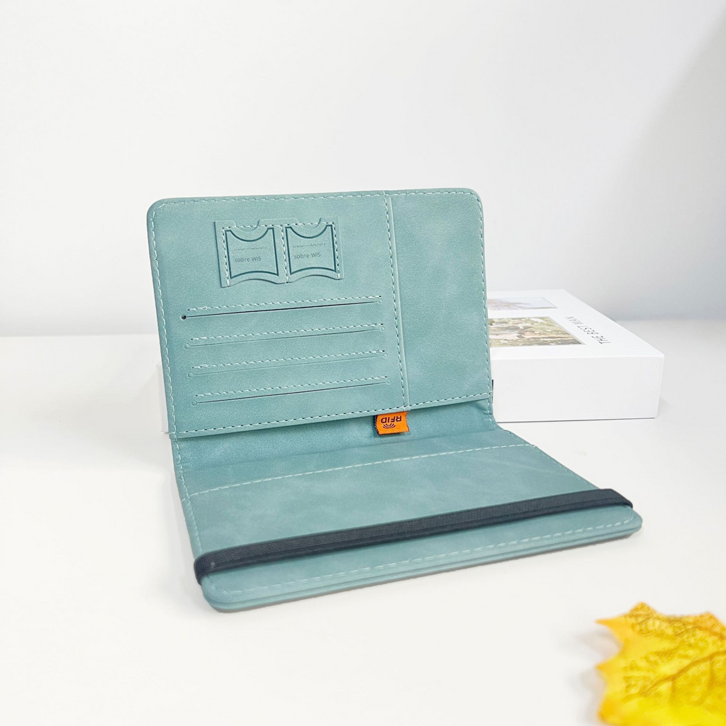 Elegant RFID-Safe Travel Organizer