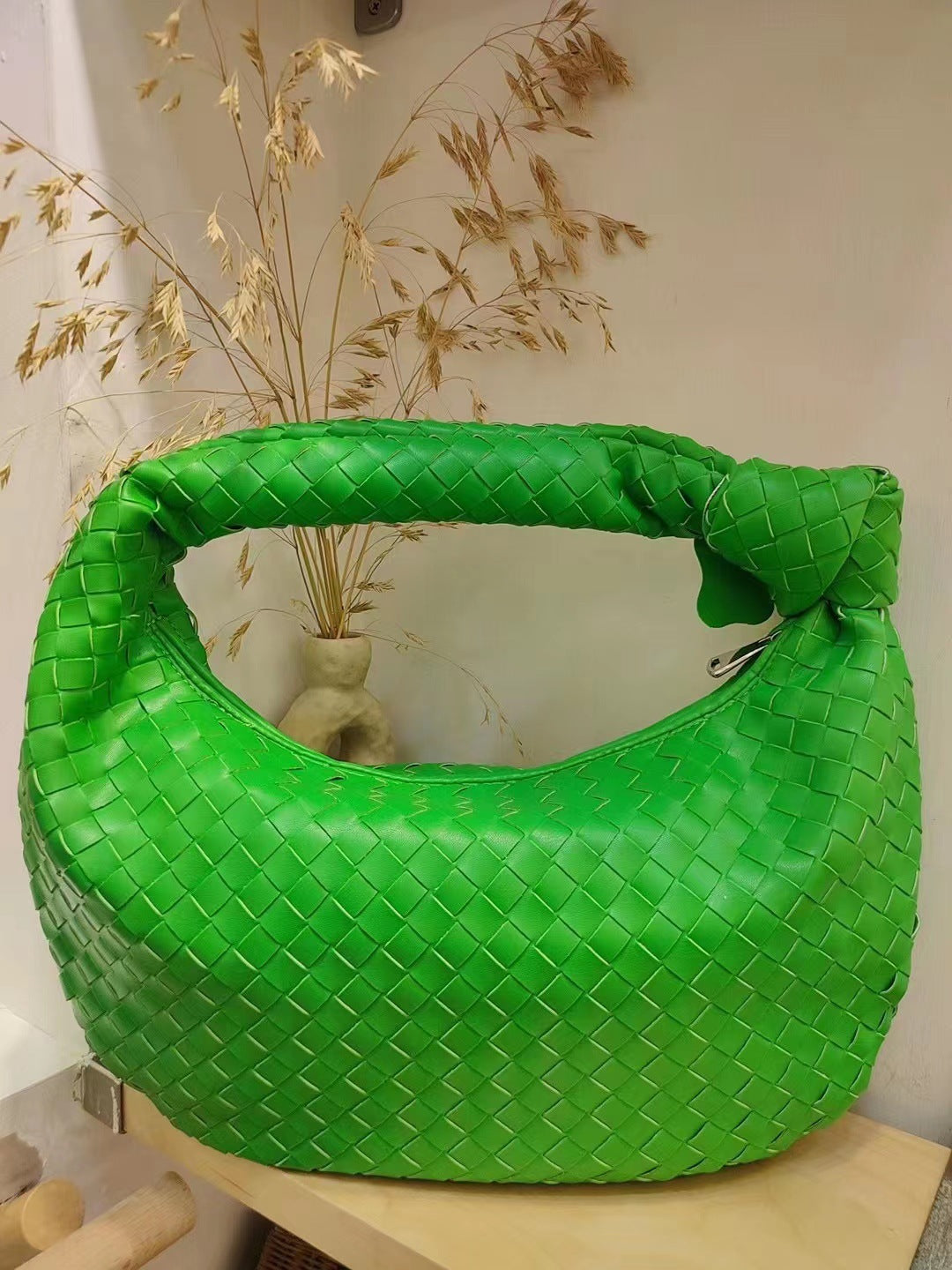 Chic Large Woven Traveler Tote - 2023 Edition