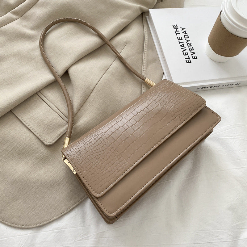Elegant Crocodile-Patterned Retro Bag