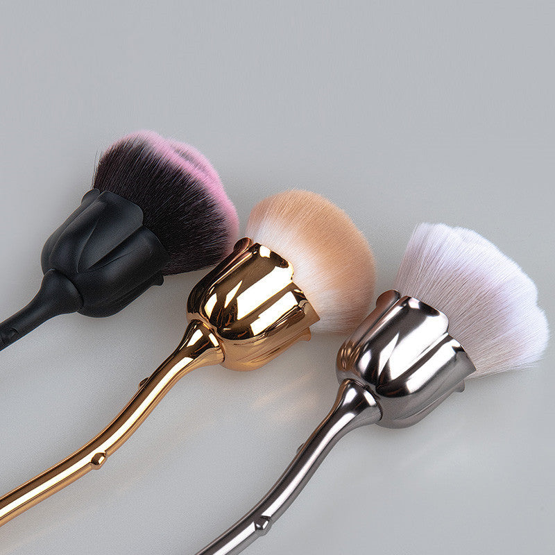 Elegant Rose Cosmetic Brush