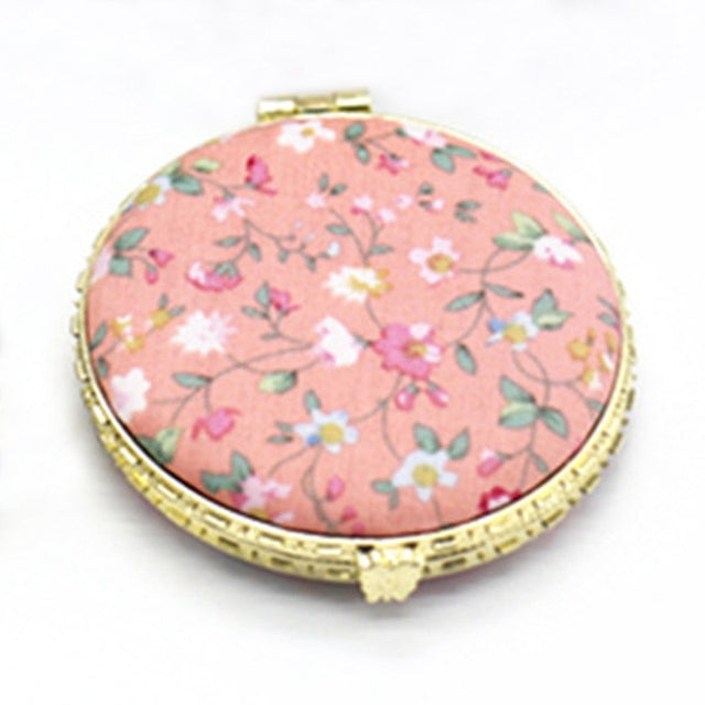 Vintage Artistry Mini Makeup Mirror