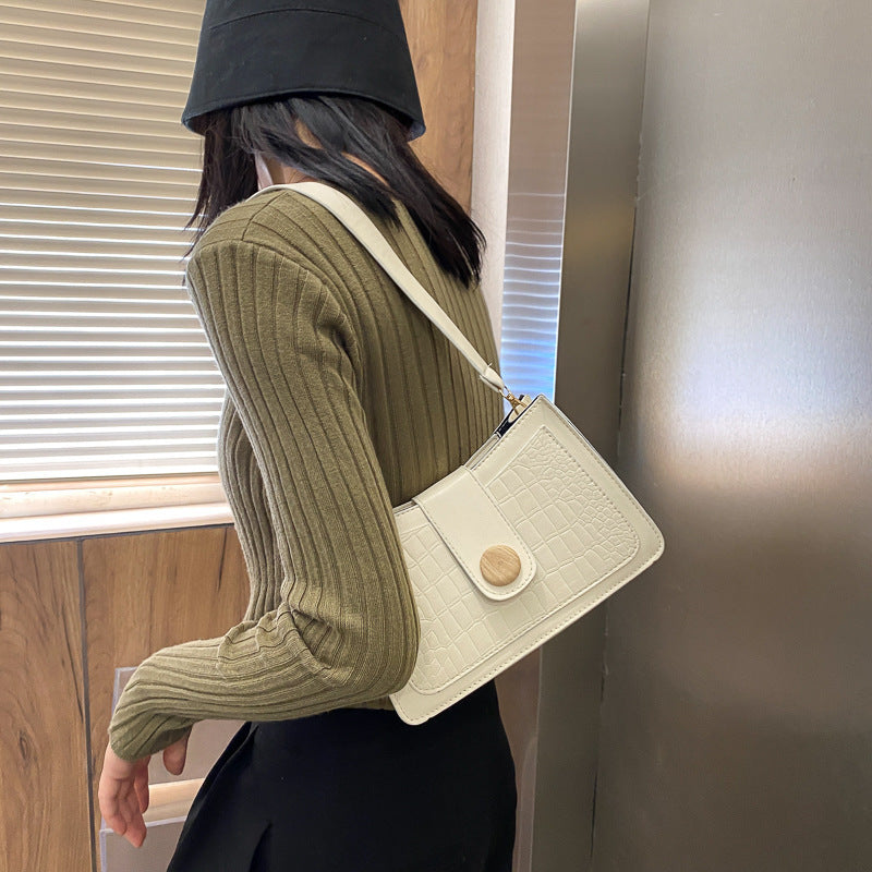 Chic Parisian Chain Bag